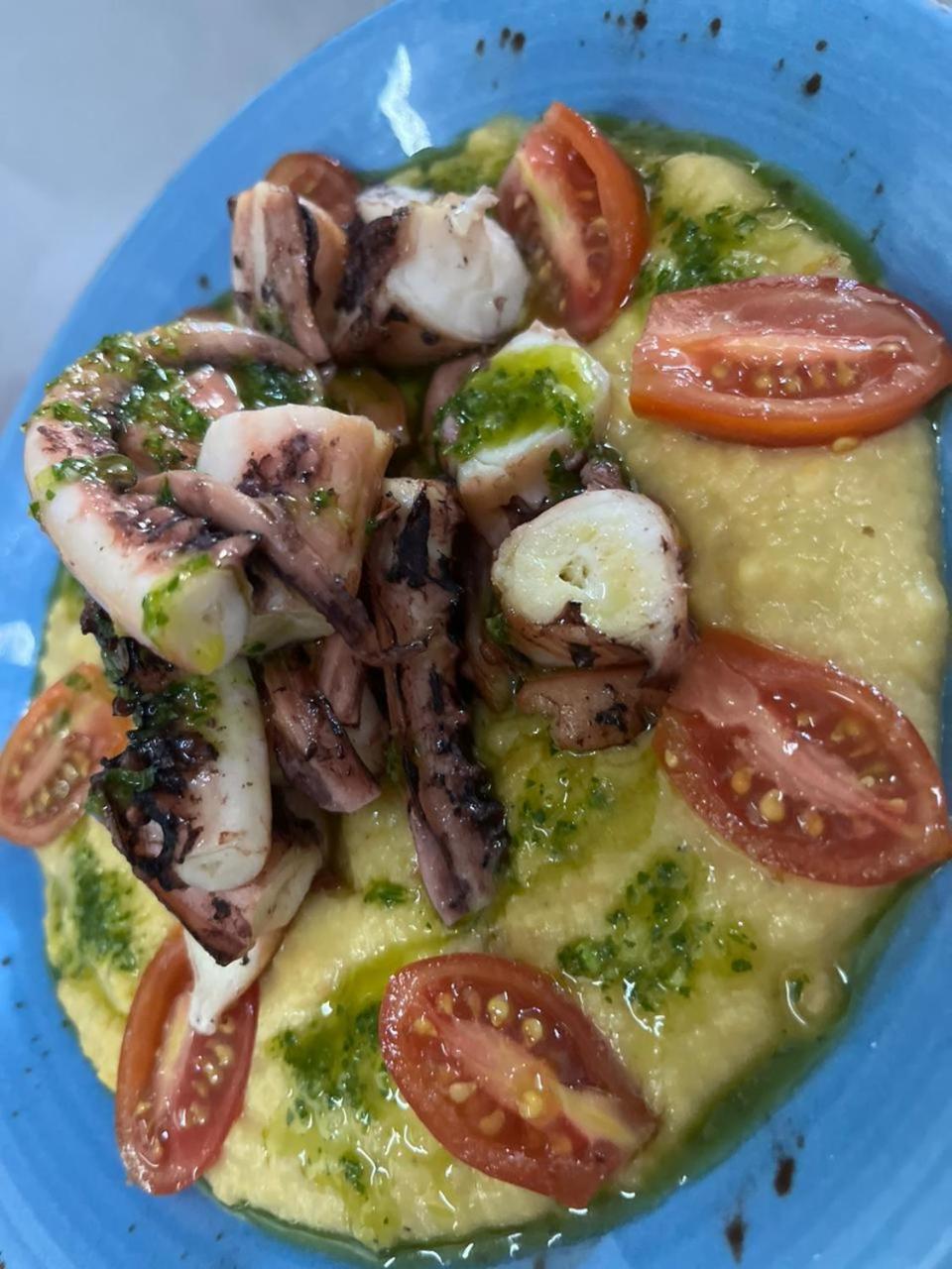 E.J. Pyrgos Bay Hotel מראה חיצוני תמונה