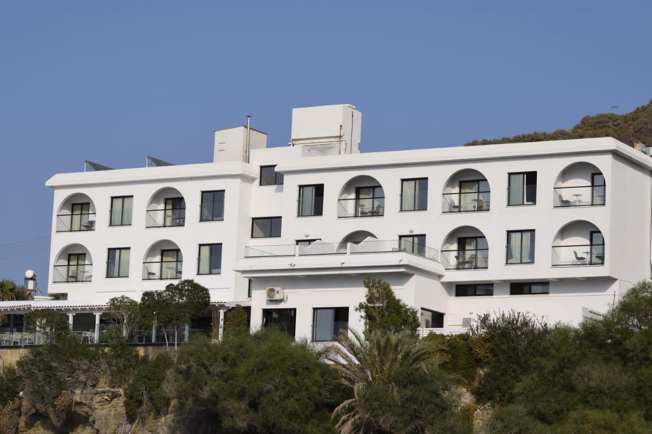 E.J. Pyrgos Bay Hotel מראה חיצוני תמונה